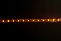 Лента светодиодная Feron 7.2 ватт на метр LS606 5 метров желтый на белом основании