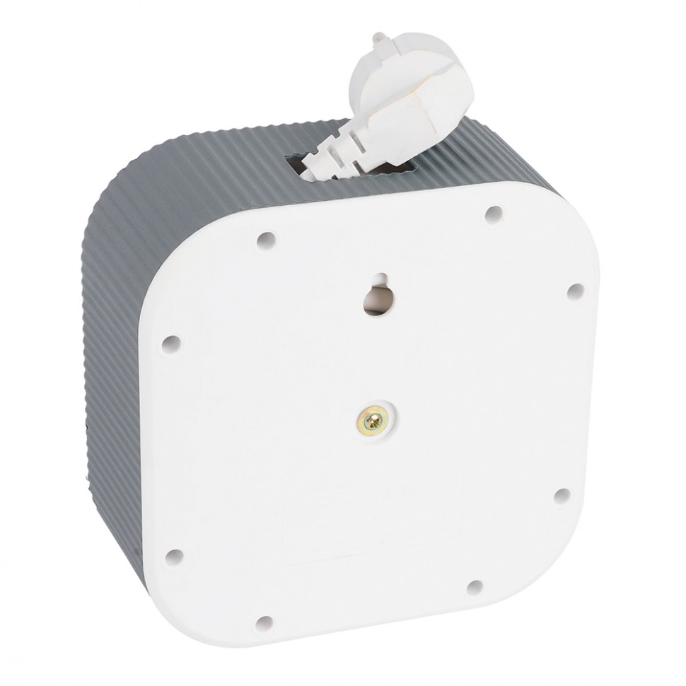 HM16-4-03-USB  Удлинитель 4-местный с/з, 3x1,5мм2, 3м, 230В, 16А, 2USB+1С, 2,4А,белый, артикул STEKKER 50835