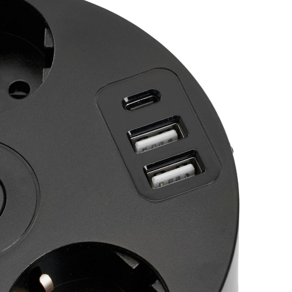 HM10-51-01 Удлинитель 5-местный с/з, 3x1мм2, 2.5м, 250В, 16А, 2USB+С 5V 3,1А, серия Comfort, черный, артикул STEKKER 49656