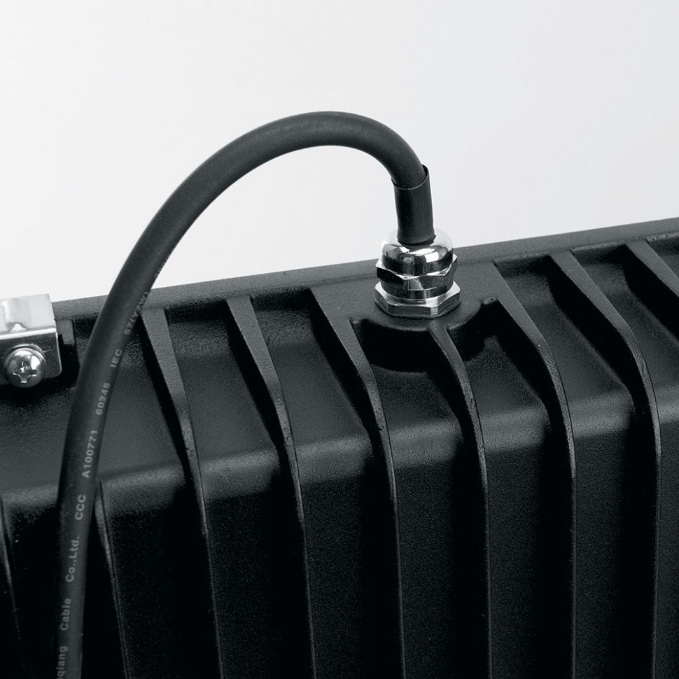 Светодиодный прожектор Feron LL-930 IP65 1000W 6400K, артикул FERON 41159
