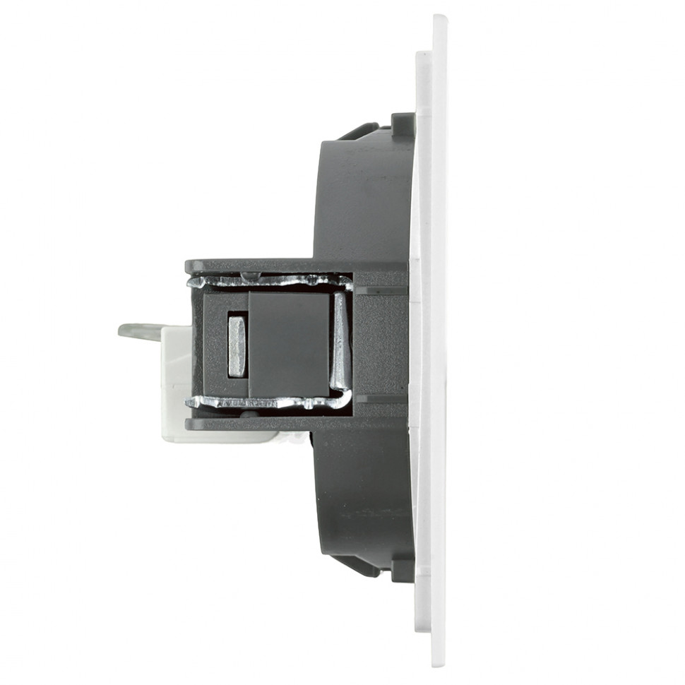 Розетка компьютерная 1-местная RJ-45 (механизм), STEKKER, серия Мия, RST00-3117-01, белая магнолия, артикул STEKKER 50436