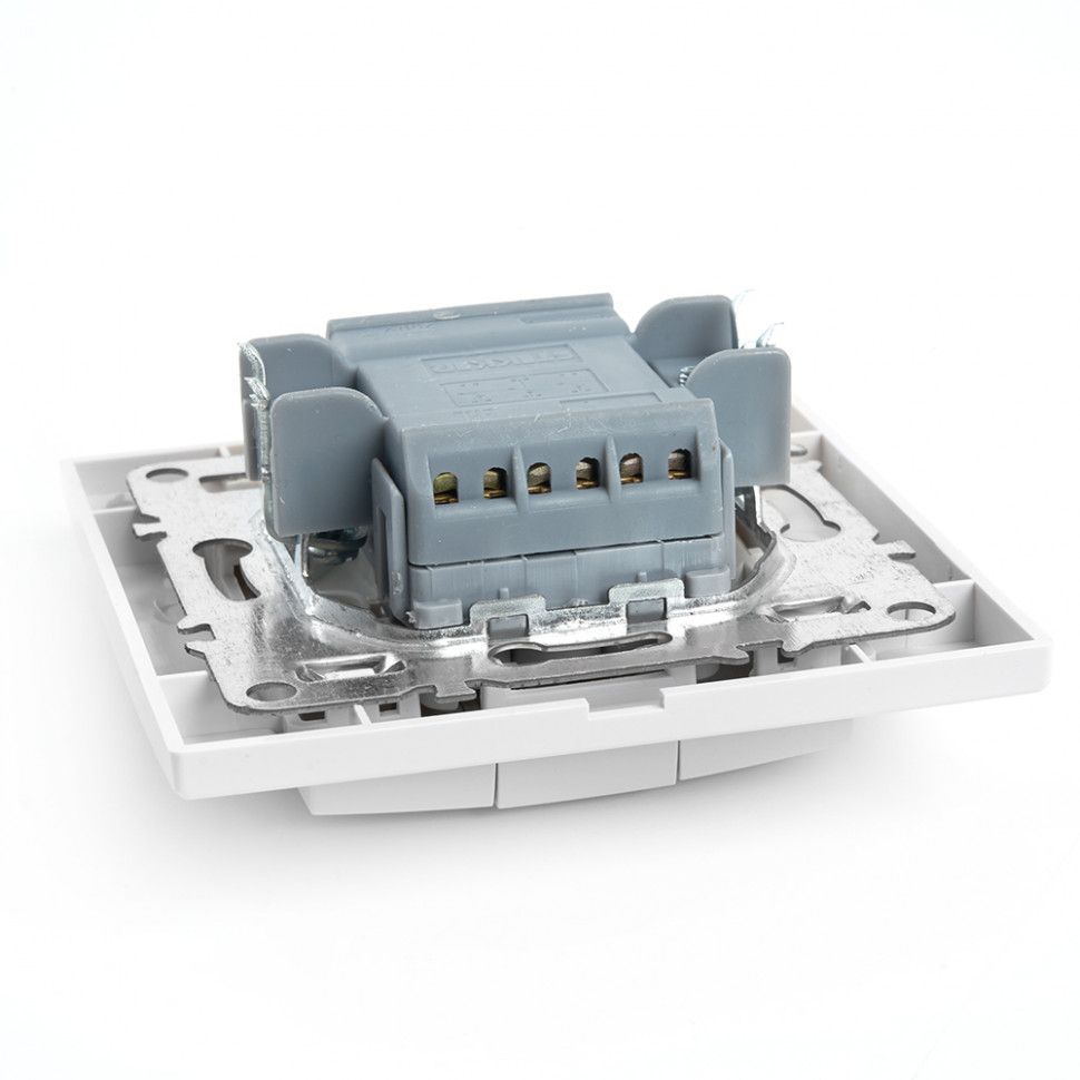 Выключатель 3-клавишный STEKKER  PSW10-9007-01, 250В, 10А, серия Эрна, белый, артикул STEKKER 39922