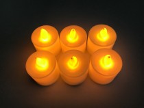 Набор светодиодных свечей 6 штук, цвет свечения-теплый белый, размер 3.5х4.5 см FL077