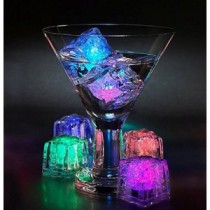 Светодиодный лёд многоцветный (набор 12 штук)
