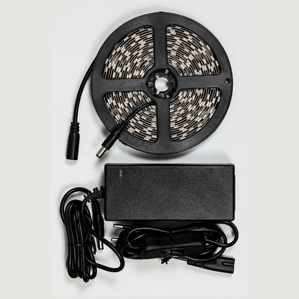 Светодиодная LED лента Feron LS606, 60SMD(5050)/m 14.4W/m 12V 5m RGB c адаптером с вилкой, контроллером с пультом в комплекте, артикул FERON 27706